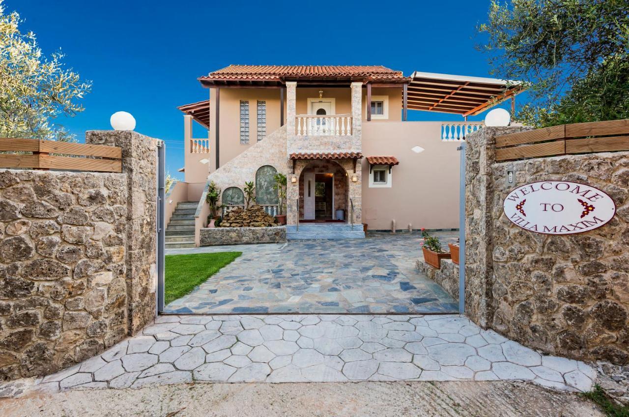 Villa Villa Maxim With Private Pool & Tennis Court