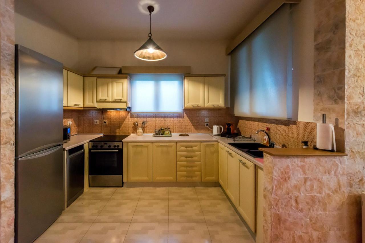 Villa Villa Maxim With Private Pool & Tennis Court