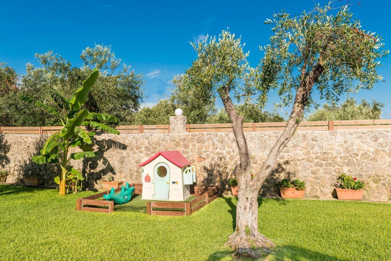 Villa Maxim With Private Pool & Tennis Court Villa *